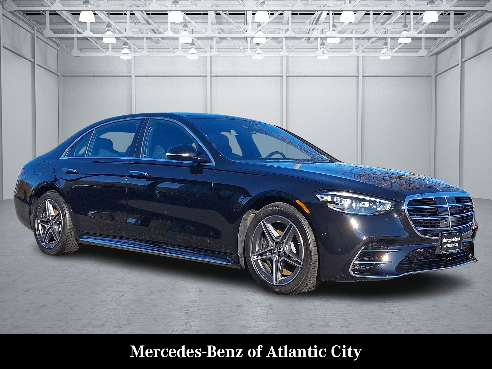 2024 Mercedes-Benz S-Class S 580's photo