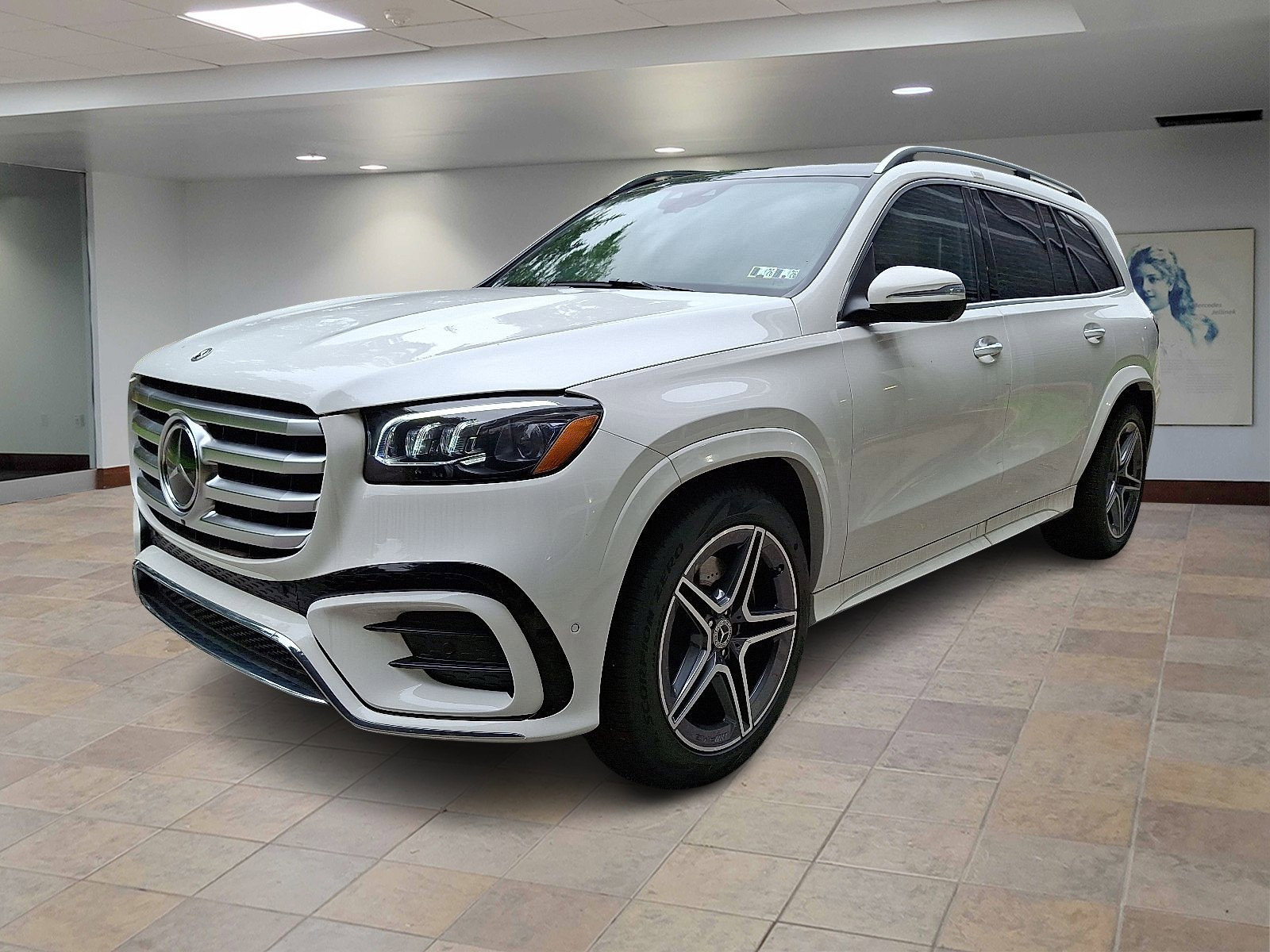 2025 Mercedes Benz GLS 450 4MATIC photo 2