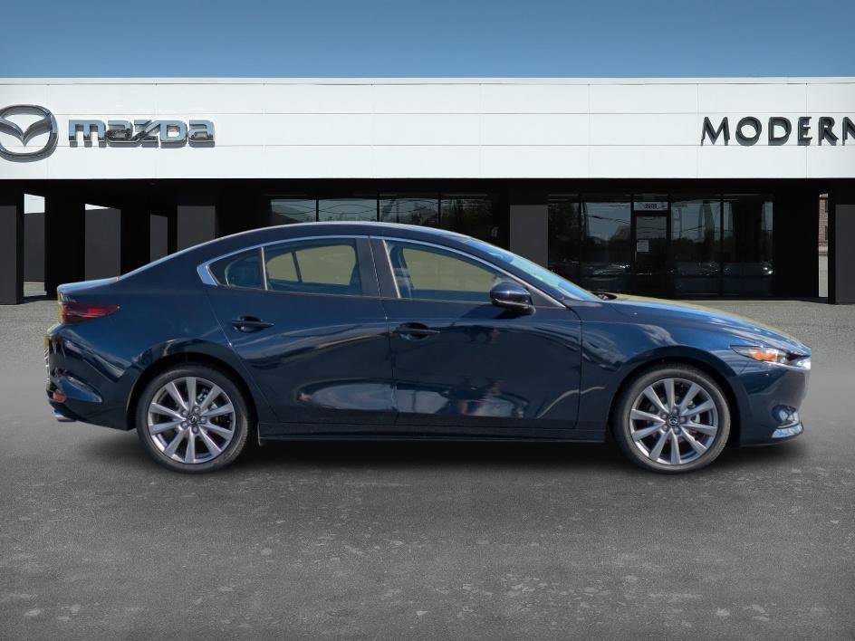 2025 Mazda Mazda3 2.5 s Preferred photo 4
