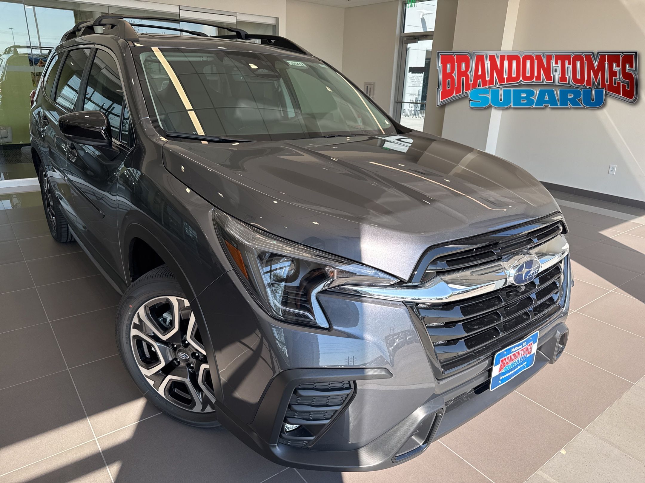 2025 Subaru Ascent Limited's photo