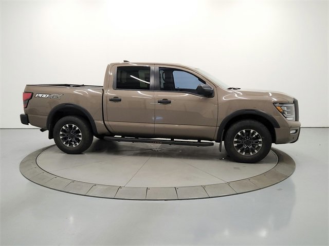 2023 Nissan Titan PRO-4X photo 8