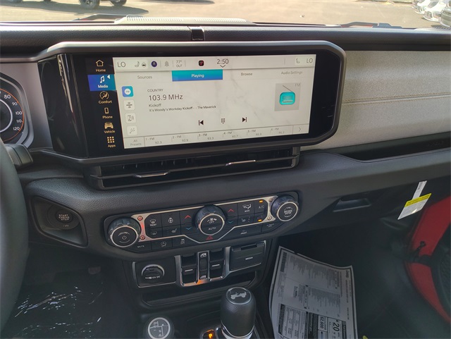 2025 Jeep Wrangler Sport S photo 17