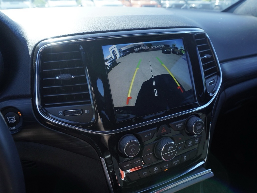 2022 Jeep Grand Cherokee Laredo E photo 15