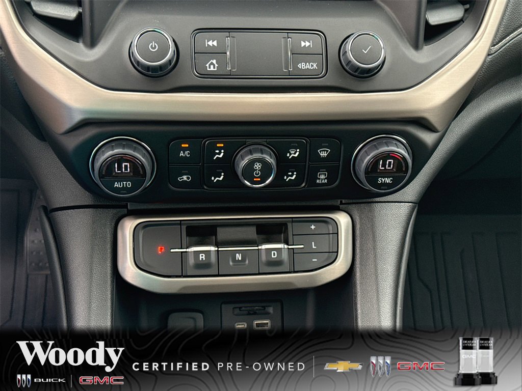 2023 Gmc Acadia Denali photo 22