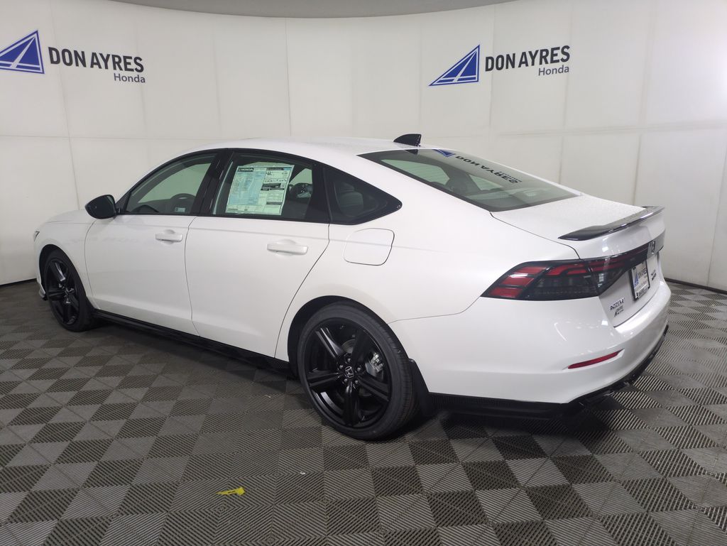 2025 Honda Accord Hybrid Sport-L photo 3