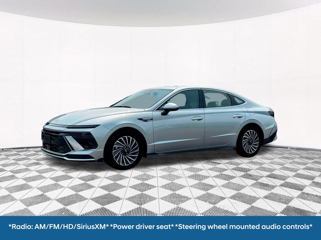 2025 Hyundai Sonata Hybrid SEL photo 2