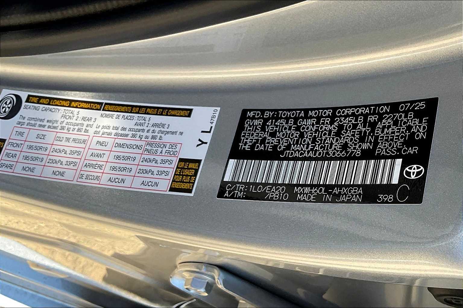 2026 Toyota Prius XLE photo 19