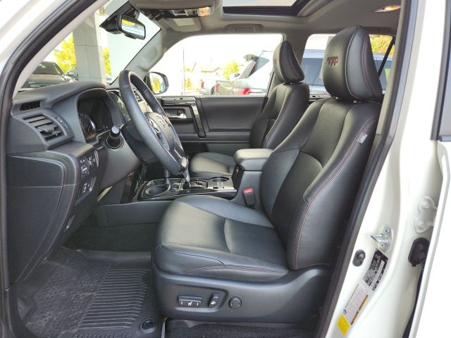 2023 Toyota 4Runner TRD Off-Road Premium photo 7