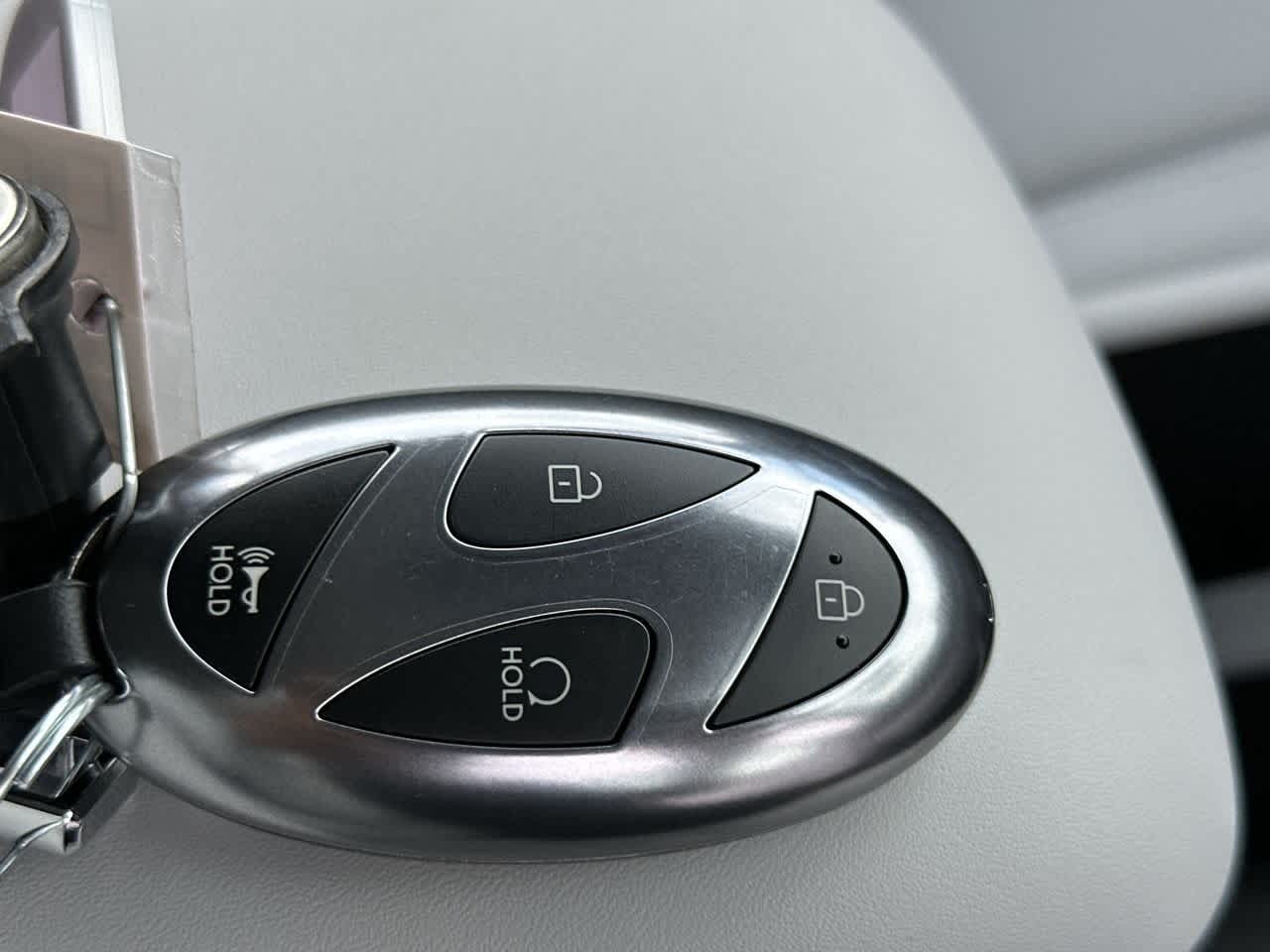 2026 Hyundai Kona SEL photo 27