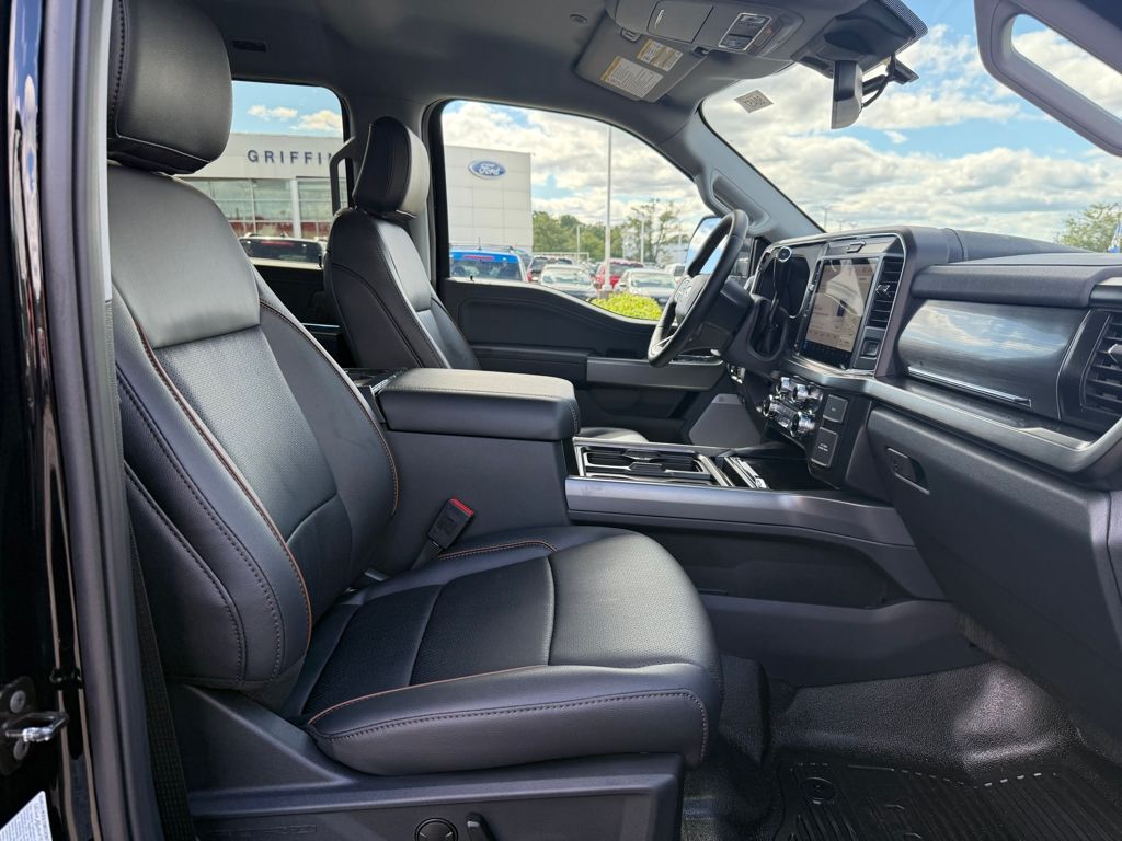 2026 Ford F-350 Lariat photo 10