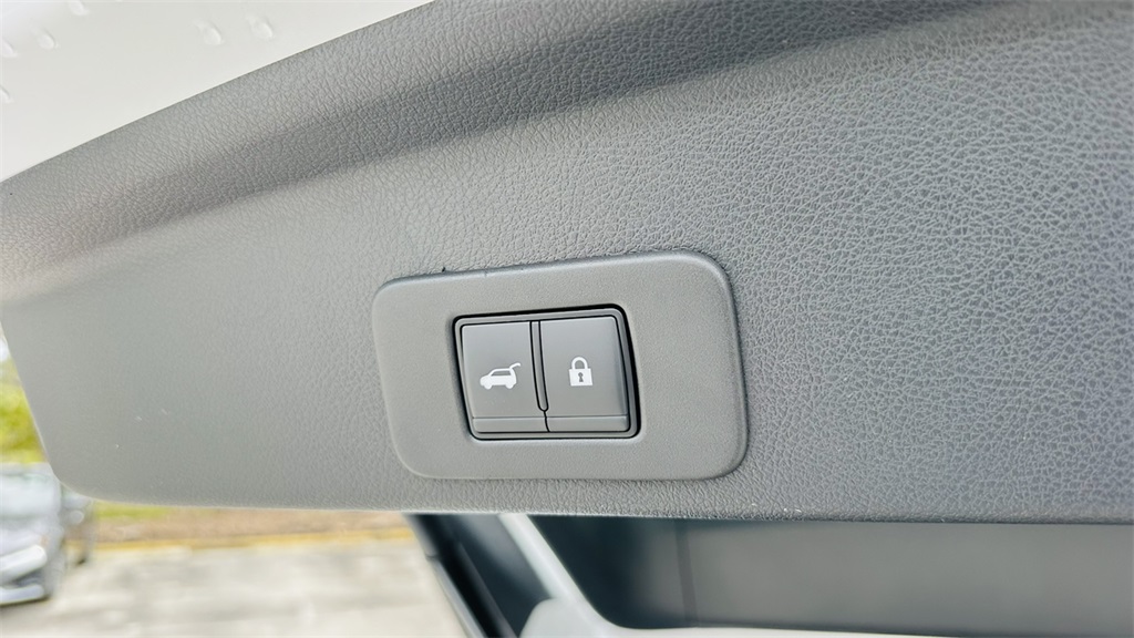 2025 Nissan Murano SV photo 28