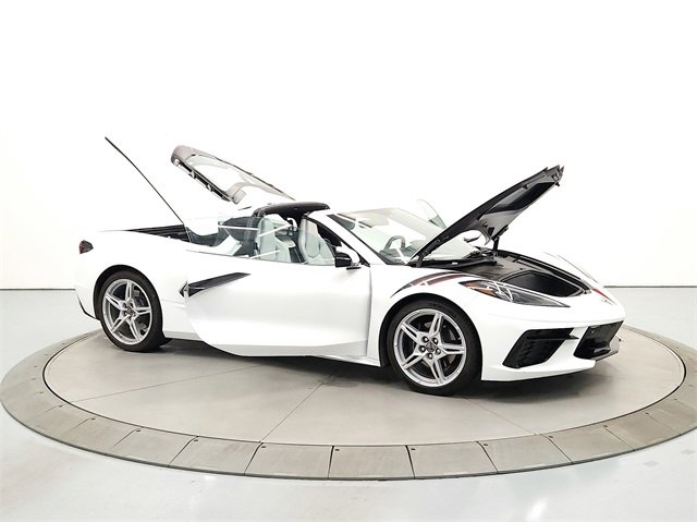 2021 Chevrolet Corvette Stingray 2LT photo 16