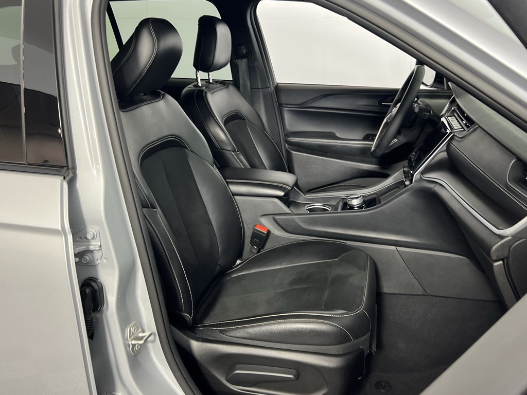 2024 Jeep Grand Cherokee Altitude X photo 23