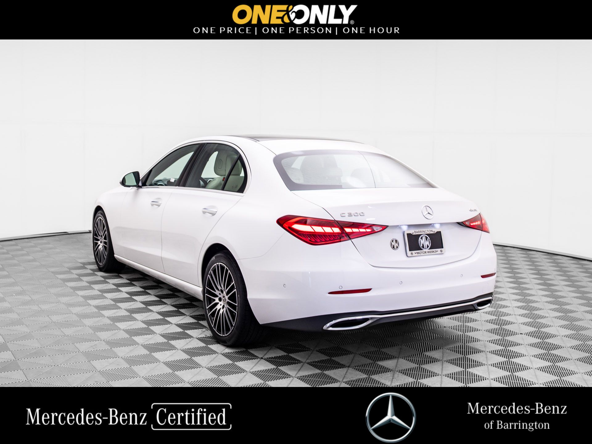 2025 Mercedes Benz C 300 4MATIC photo 2