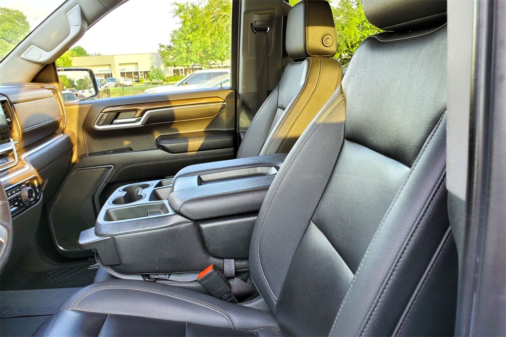 2022 Chevrolet Silverado 1500 Custom photo 9