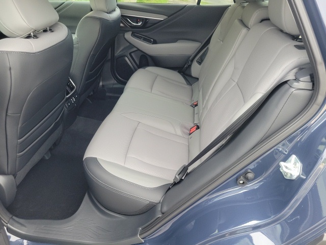 2025 Subaru Outback Limited photo 3