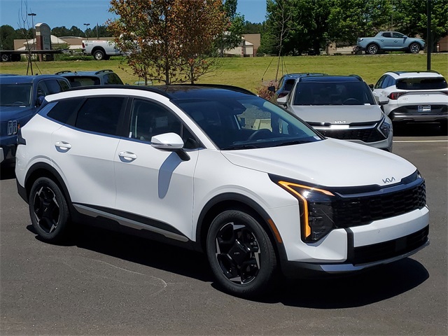 2026 Kia Sportage EX photo 3