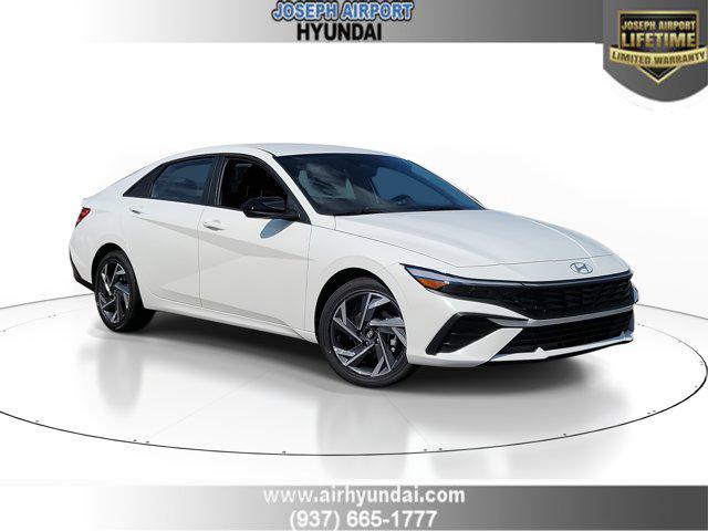 2025 Hyundai Elantra SEL's photo