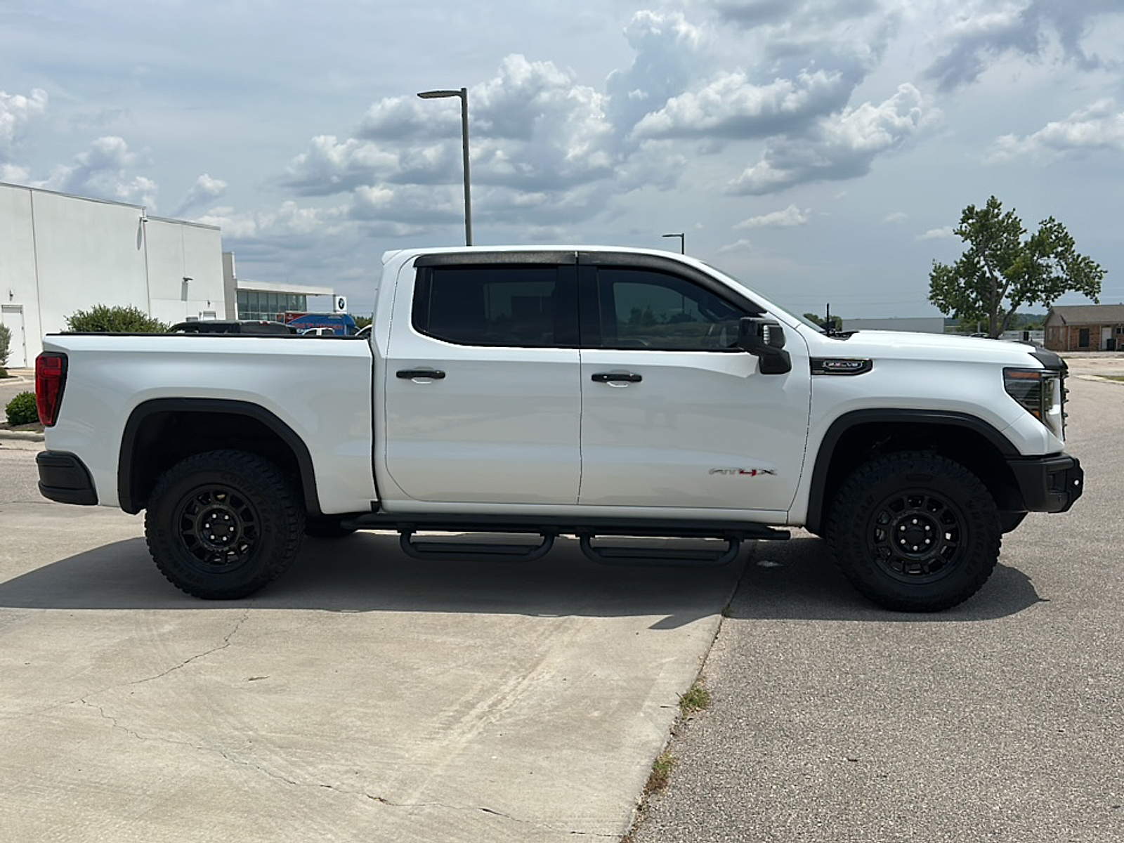 2024 Gmc Sierra 1500 AT4X photo 4
