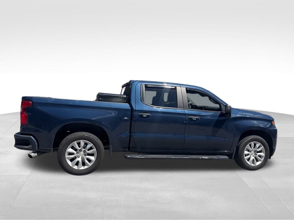 2021 Chevrolet Silverado 1500 Custom photo 12