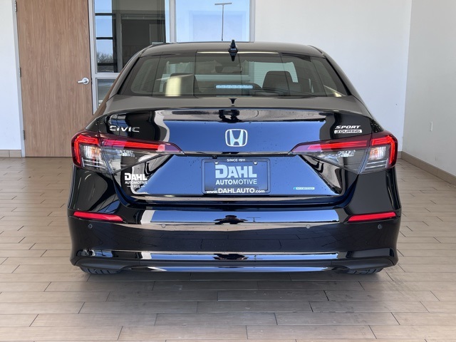 2025 Honda Civic Hybrid Sport Touring photo 4
