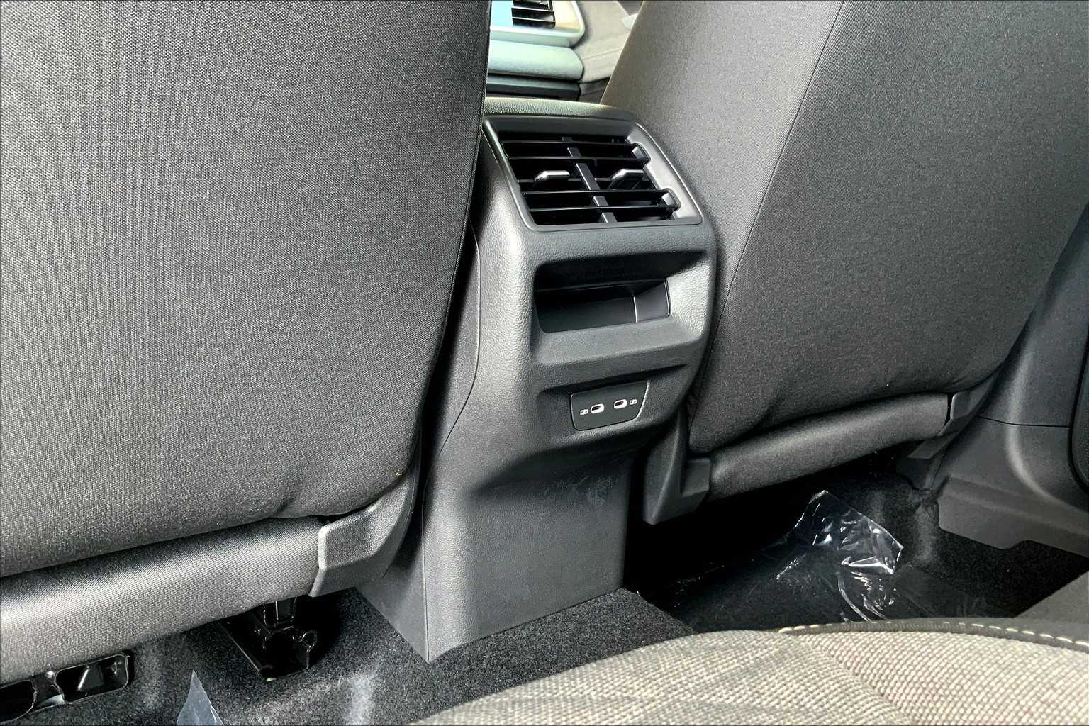 2025 Volkswagen Tiguan S photo 17