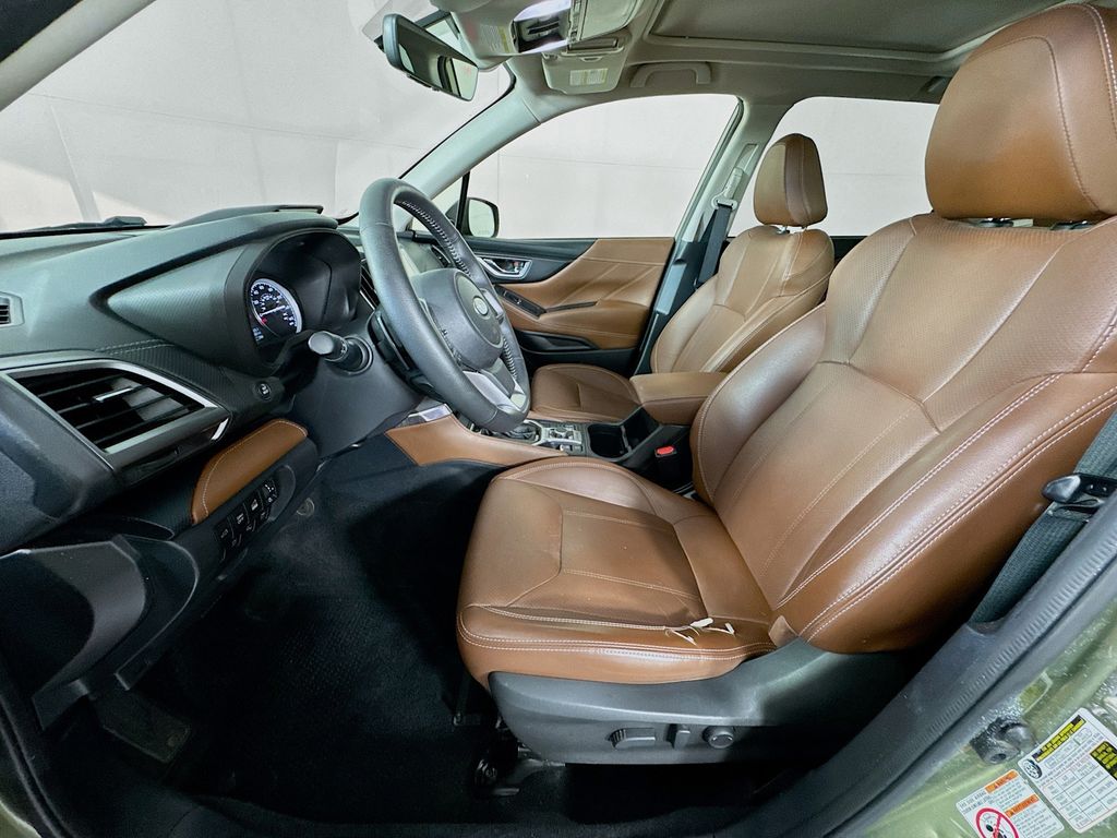 2020 Subaru Forester Touring photo 21