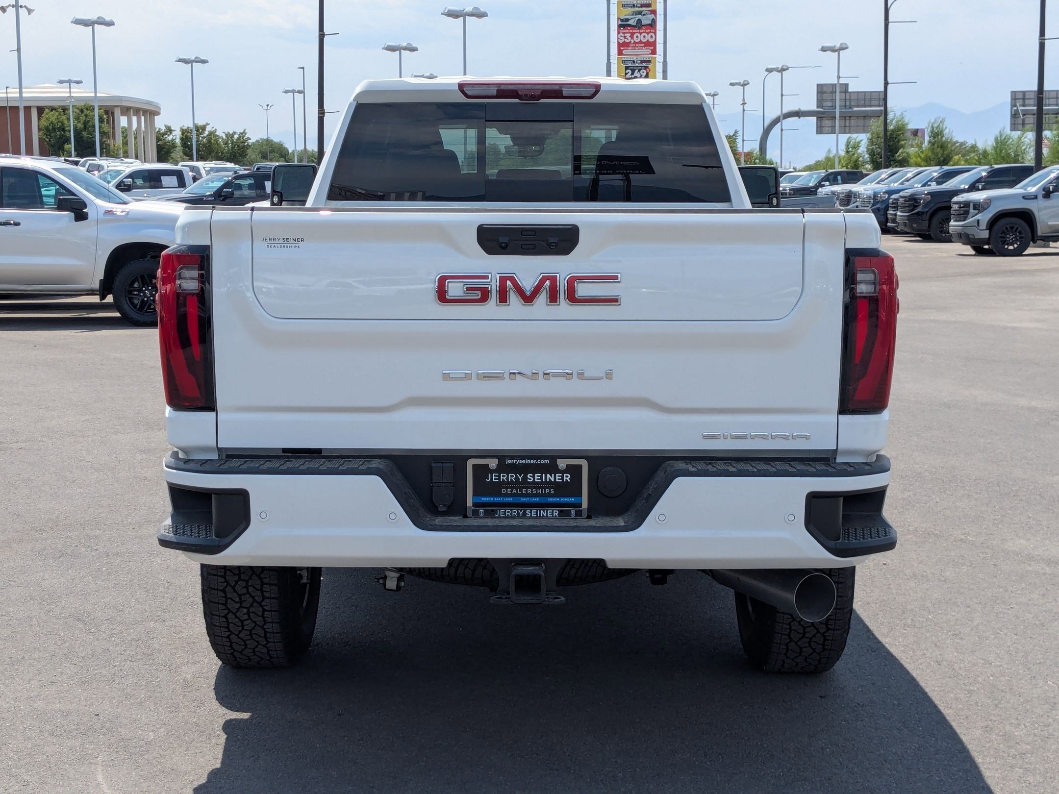 2025 Gmc Sierra 3500 HD Denali photo 4