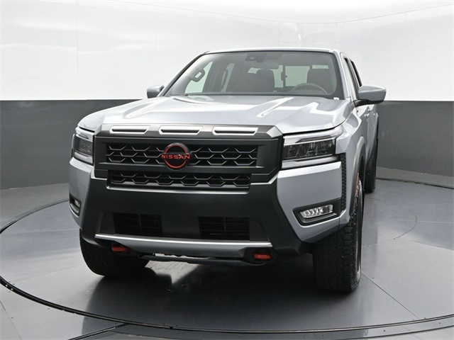 2025 Nissan Frontier PRO-4X photo 2