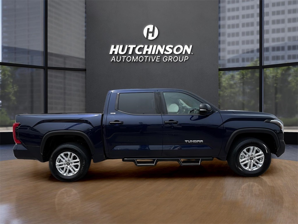 2022 Toyota Tundra SR5 photo 8