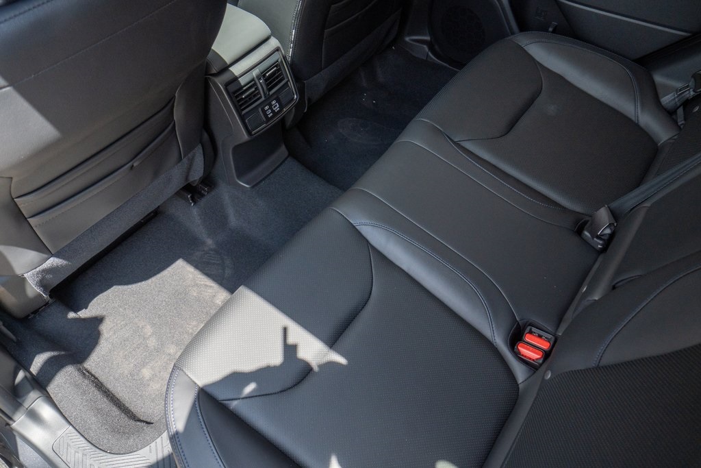 2025 Subaru Forester Limited photo 17