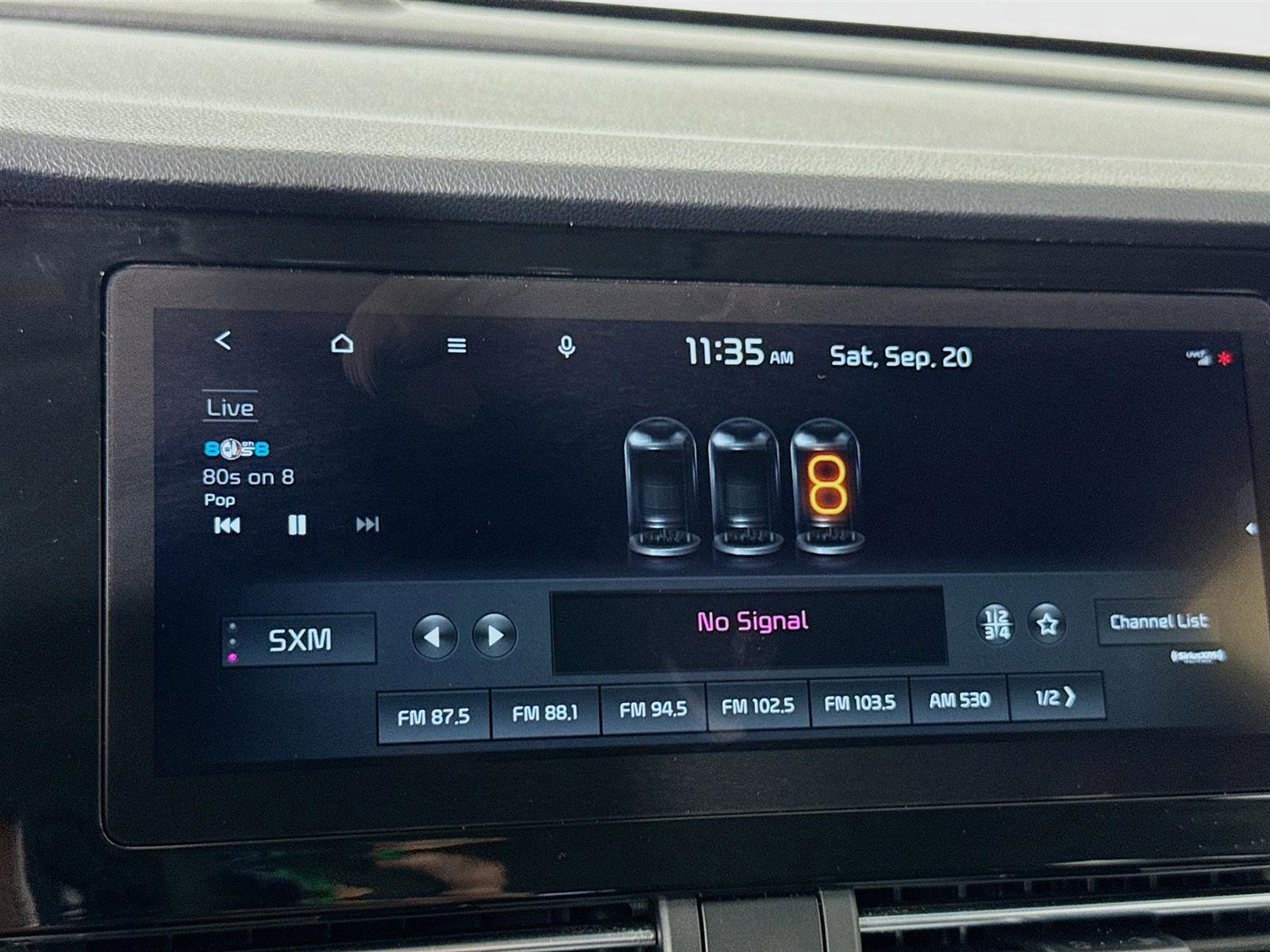 2022 Kia Niro Touring Special Edition photo 14