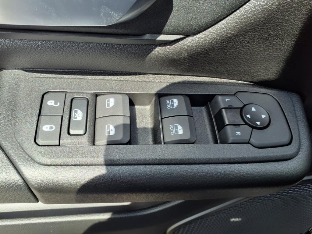 2025 Ram 1500 Tradesman photo 5