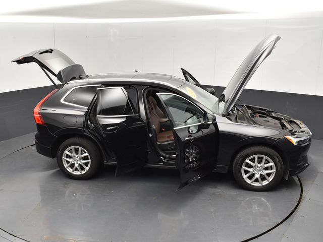 2021 Volvo XC60 T5 Momentum photo 28