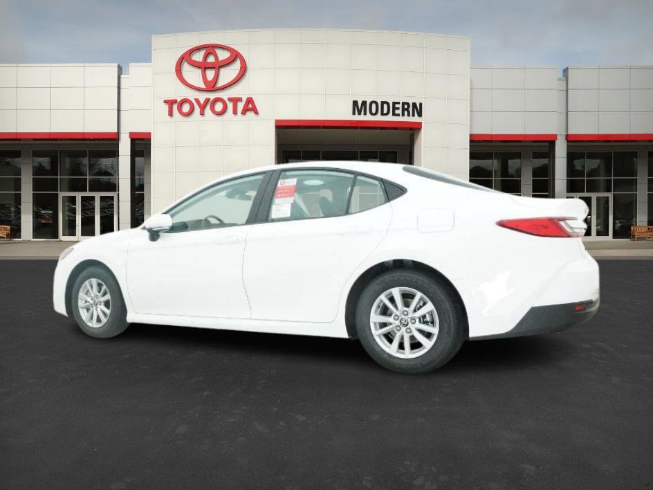 2025 Toyota Camry LE photo 28