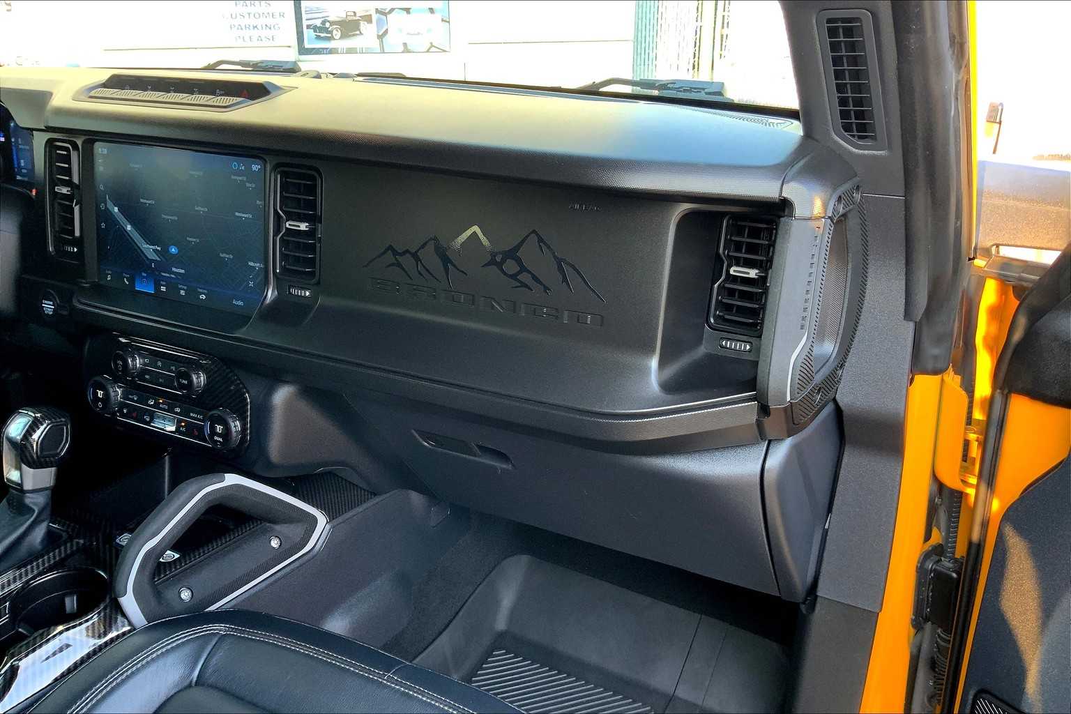 2021 Ford Bronco First Edition photo 36
