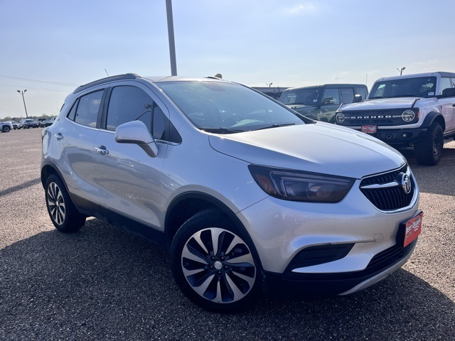 2022 Buick Encore Preferred's photo