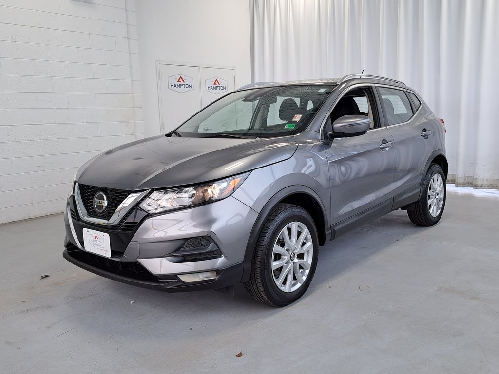 2020 Nissan Rogue Sport SV's photo