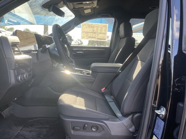 2025 Chevrolet Tahoe LS photo 11