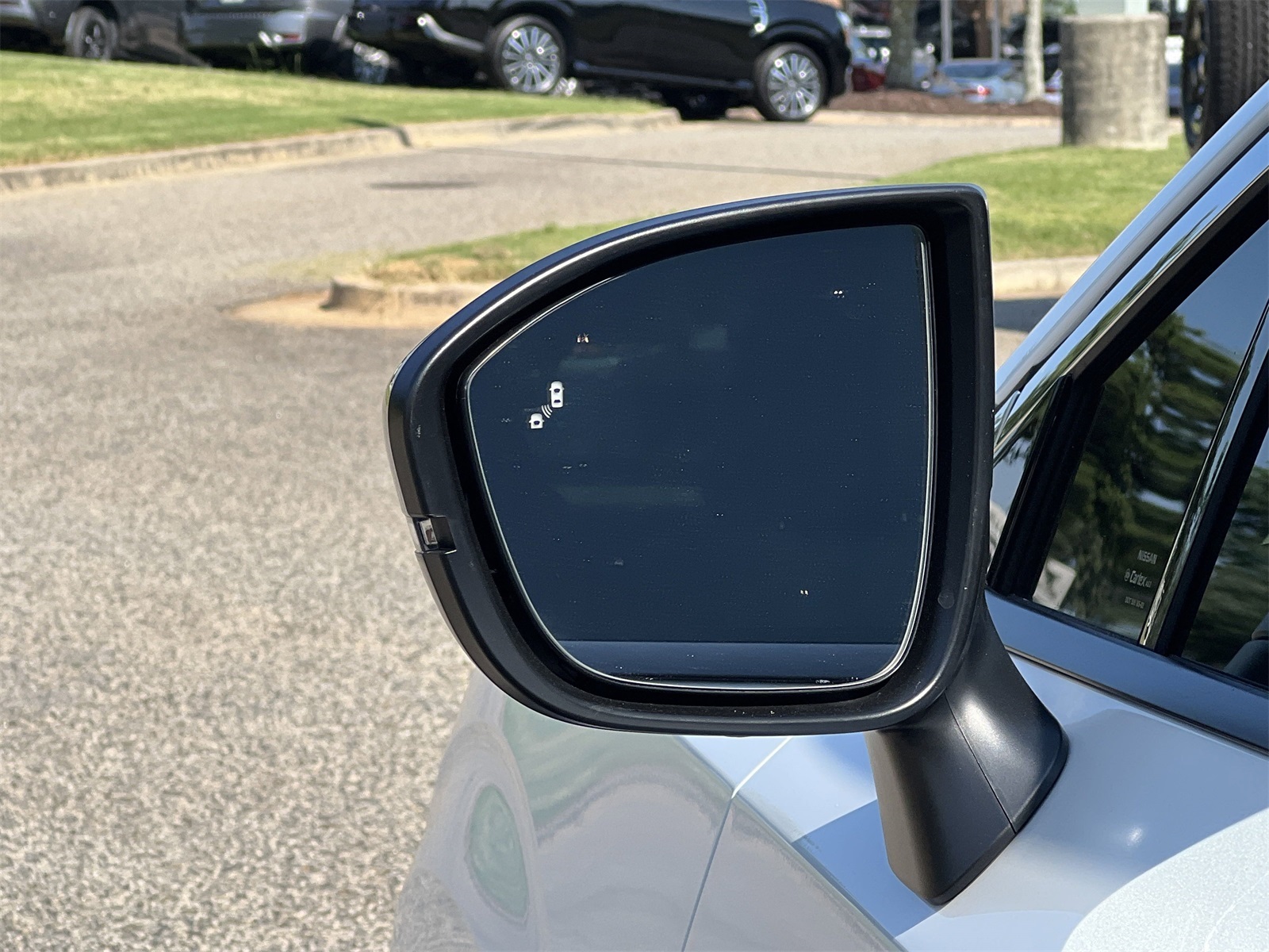 2025 Nissan Murano SL photo 25