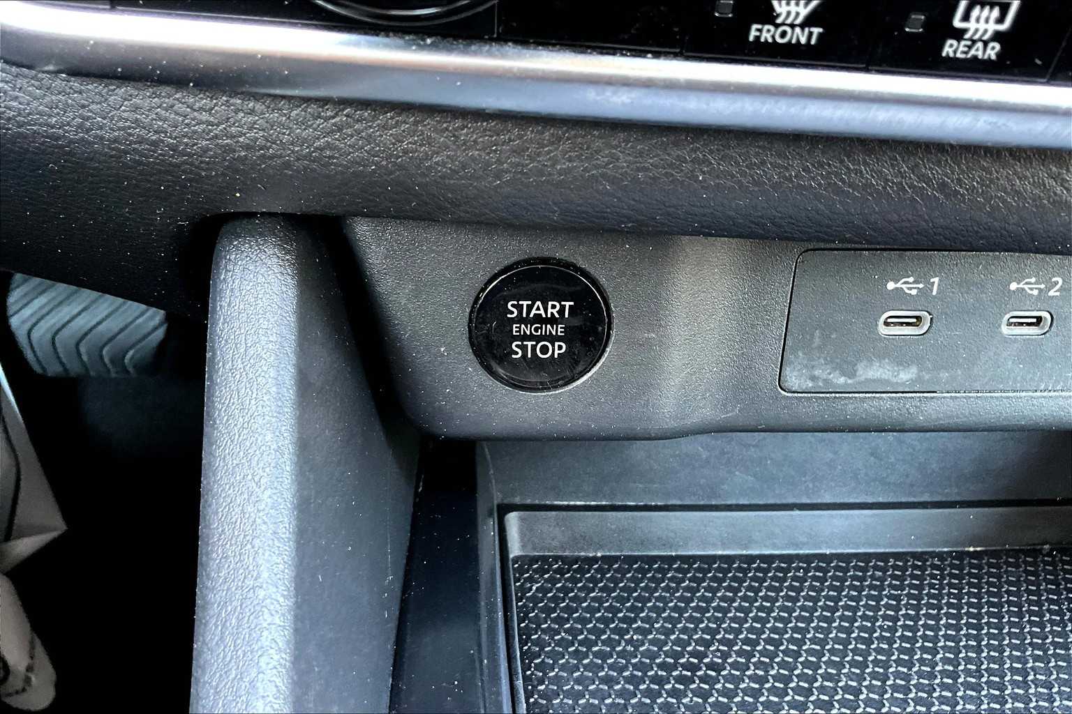 2024 Nissan Rogue SV photo 31