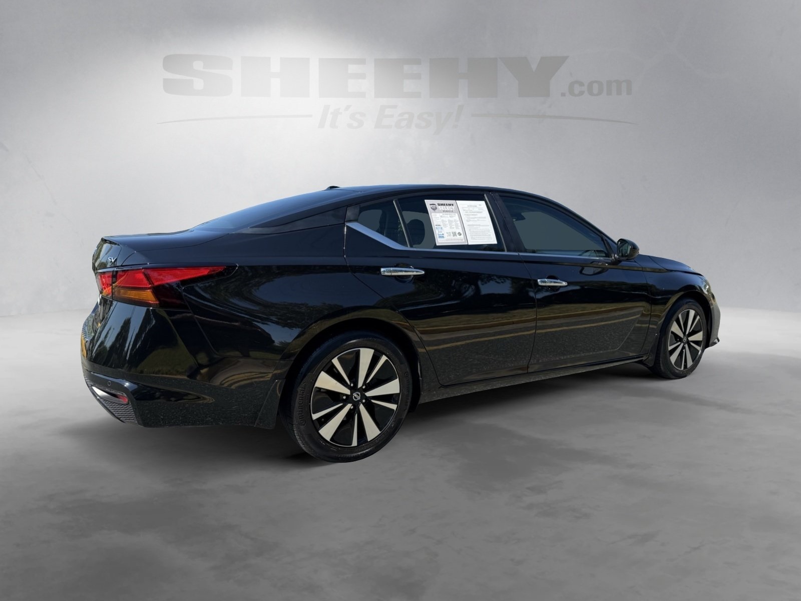 2021 Nissan Altima 2.5 SV photo 12