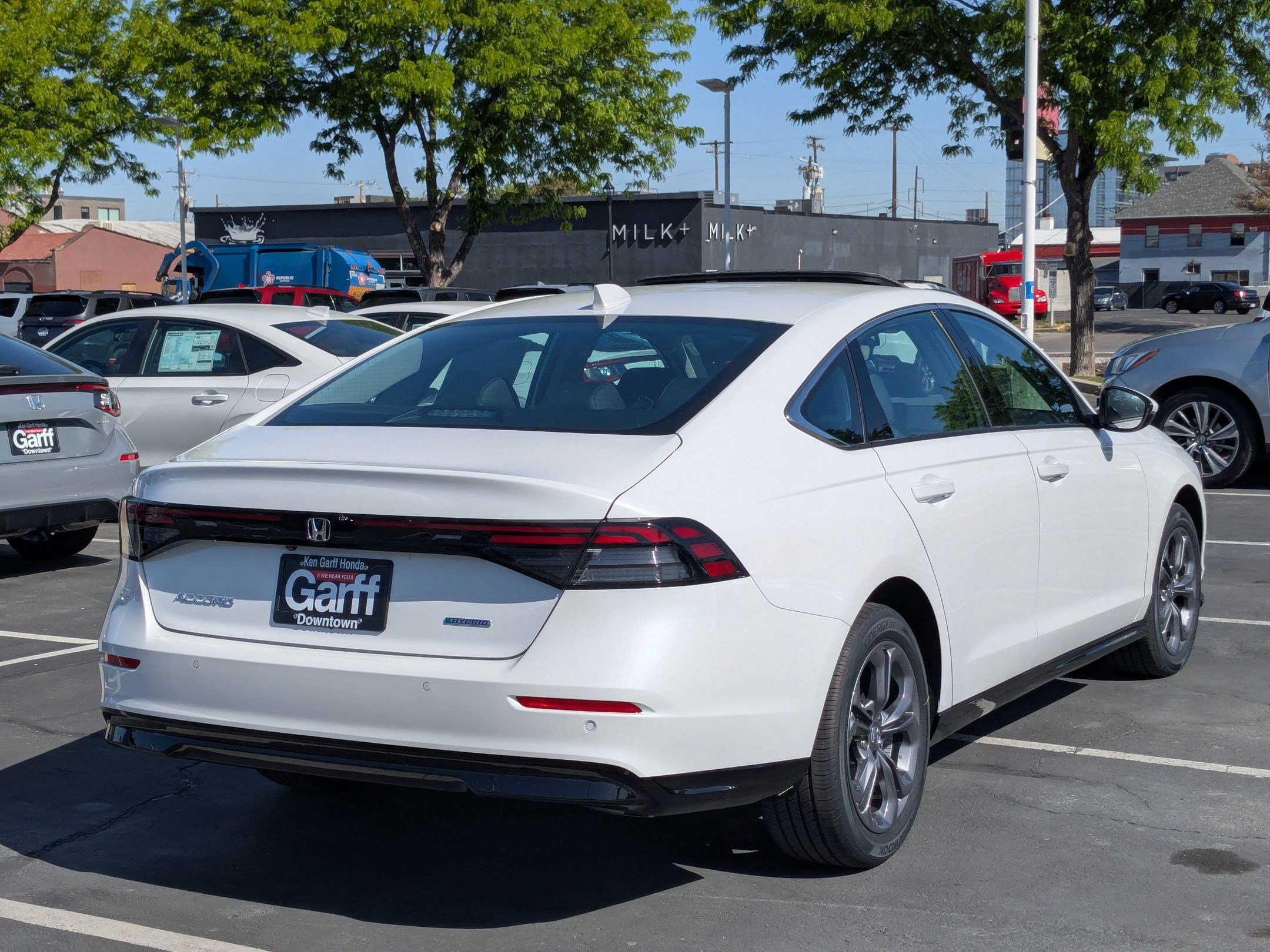 2025 Honda Accord Hybrid EX-L photo 3
