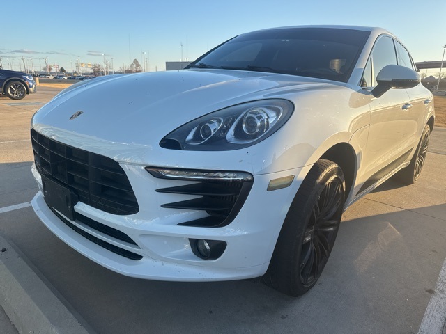2016 Porsche Macan S's photo