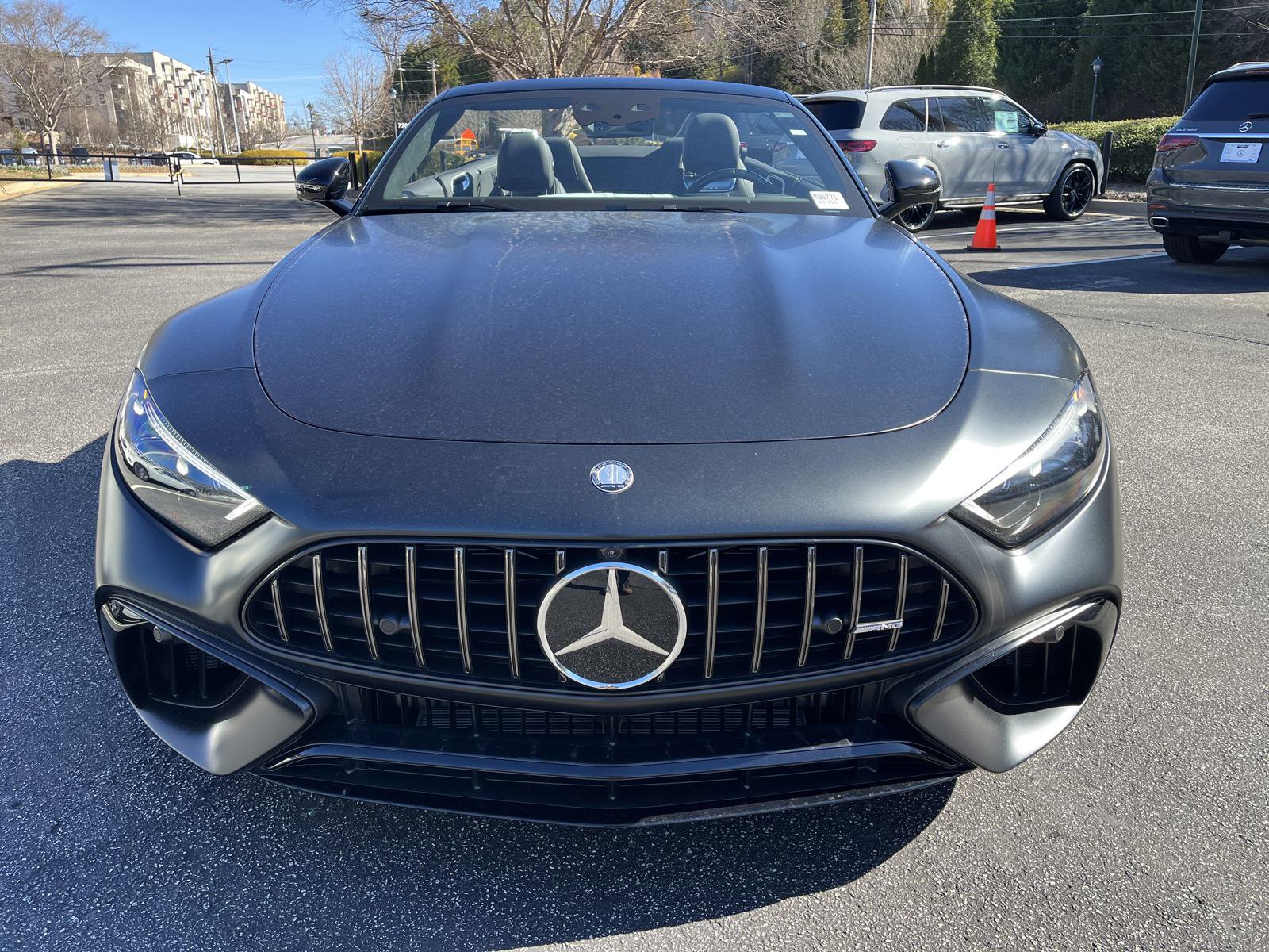 2025 Mercedes Benz SL AMG 63 photo 4