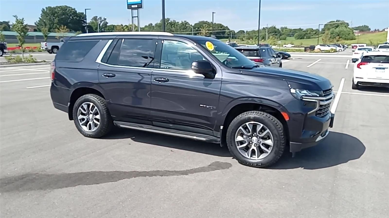 Used 2022 Chevrolet Tahoe LT with VIN 1GNSKNKD5NR330730 for sale in Kansas City