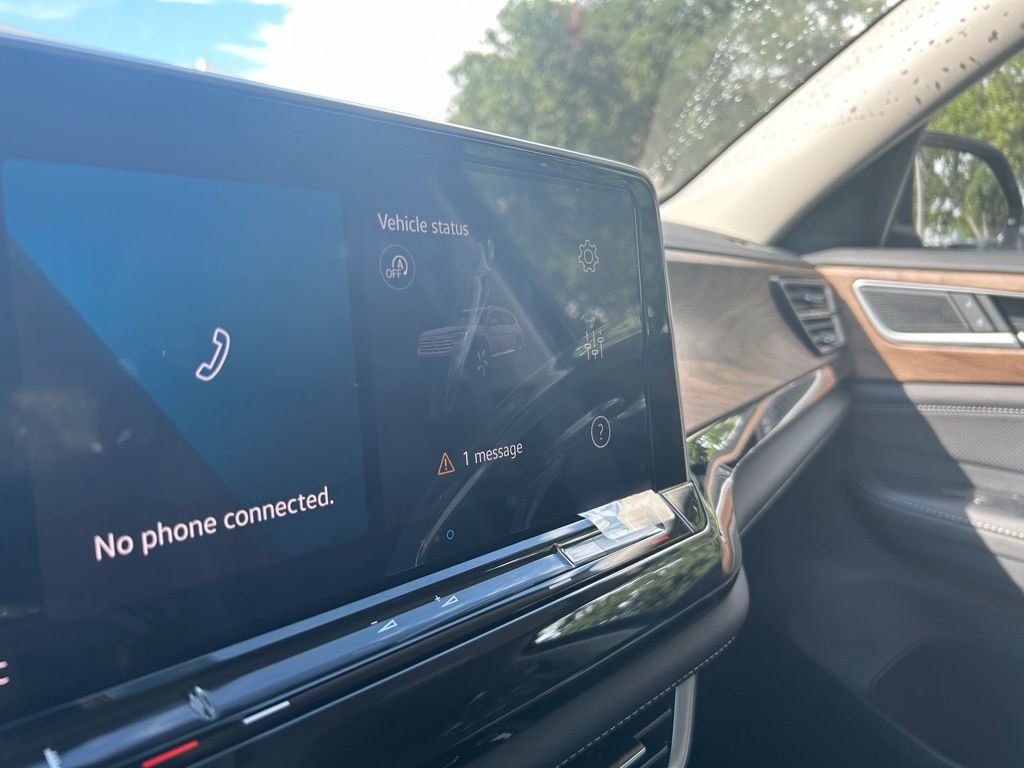 2026 Volkswagen Atlas SE Technology photo 11
