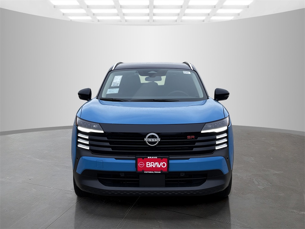 2025 Nissan Kicks SR photo 2