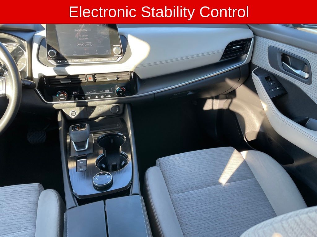 2023 Nissan Rogue SV photo 6