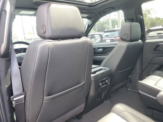 2025 Chevrolet Tahoe RST photo 10